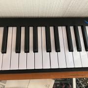 Alesis V61 MIDI billentyűzet