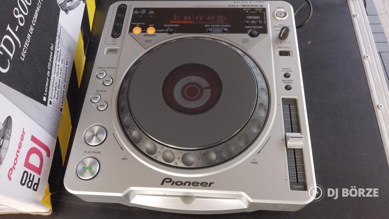 Pioneer CDJ 800mkII