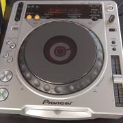 Pioneer CDJ 800mkII