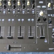 Korg Zero 4 DJ keverő