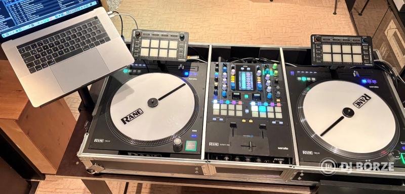 Reloop NEON dj midi kontroller