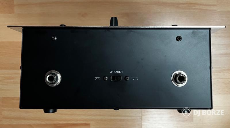Numark DM1002X DJ keverő