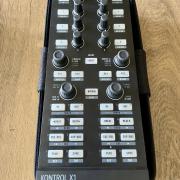 2DB TRAKTOR KONTROL X1 + 2DB TÁSKA