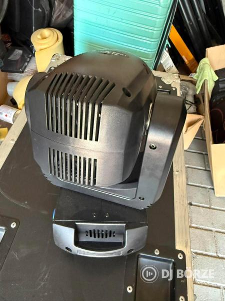 Robotlámpák 150 W