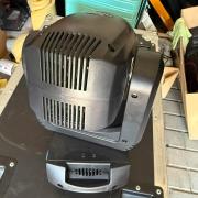 Robotlámpák 150 W