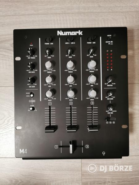 Numark M4 DJ keverőpult