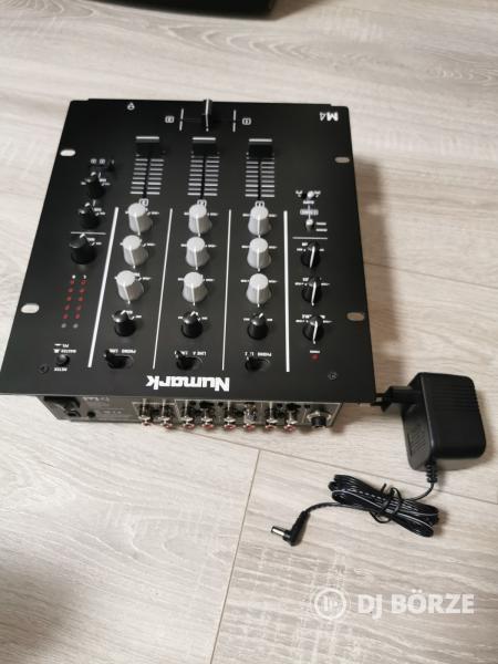 Numark M4 DJ keverőpult