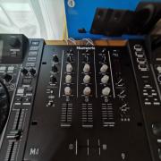 Numark M4 DJ keverőpult