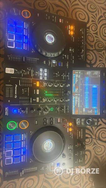 Eladó Pioneer XDJ-RX3 kitünő állapotban