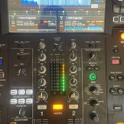 Eladó Pioneer XDJ-RX3 kitünő állapotban