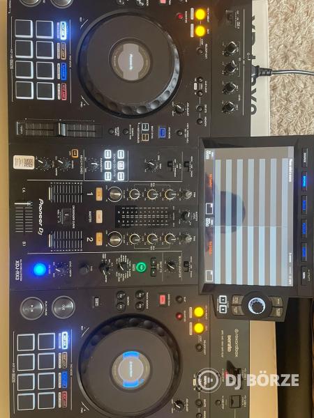 Eladó Pioneer XDJ-RX3 kitünő állapotban