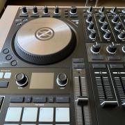 Traktor kontrol s4 mk3 & DECKSAVER