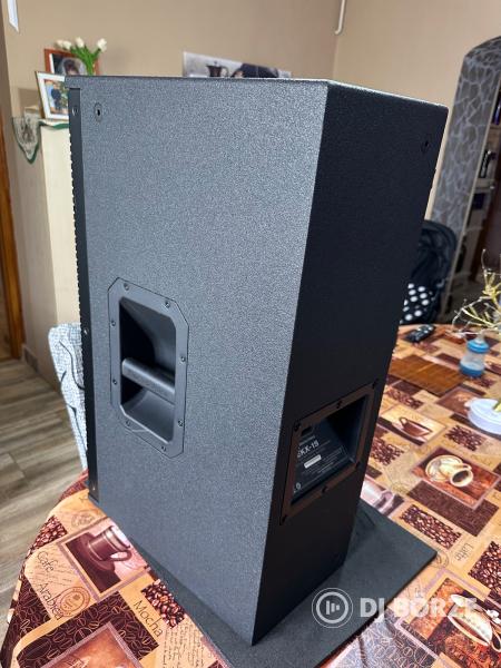 Eladó Electro-Voice EKX-15 passzív hangfal.