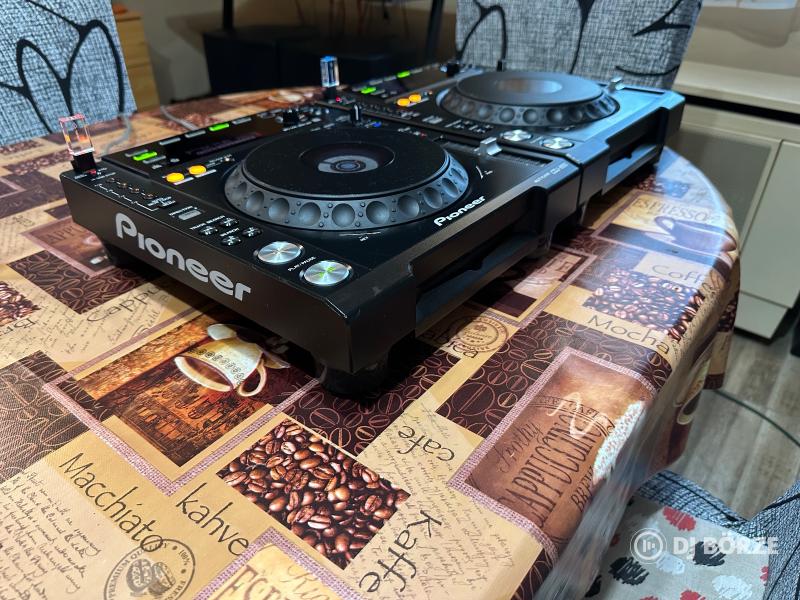 Eladó Pioneer CDJ-850K  Beszámítás is lehet.
