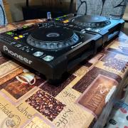 Eladó Pioneer CDJ-850K  Beszámítás is lehet.