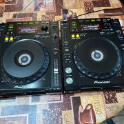 Eladó Pioneer CDJ-850K  Beszámítás is lehet.