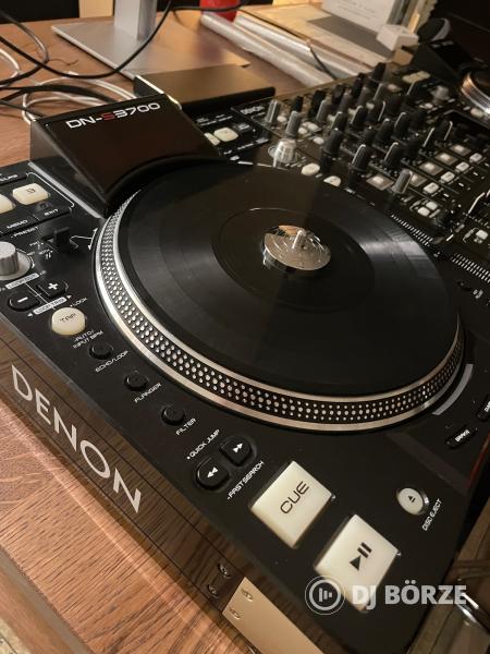 Denon DN-S3700 & Denon DNX1600