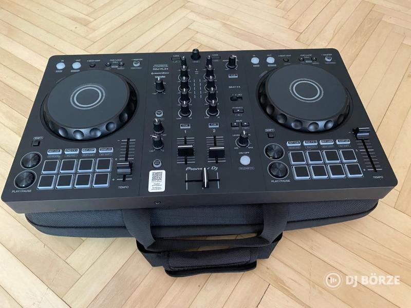 Pioneer DDJ-FLX4 2+ év gar.val + táskával