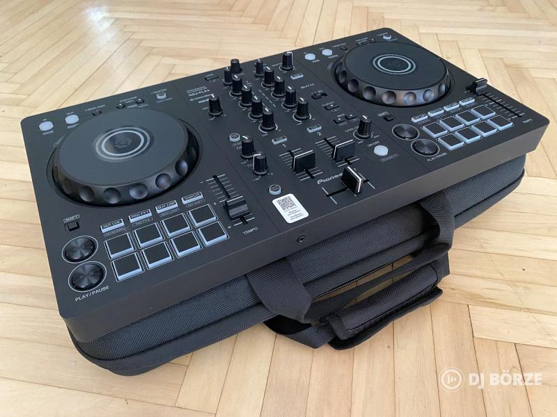 Pioneer DDJ-FLX4 2+ év gar.val + táskával