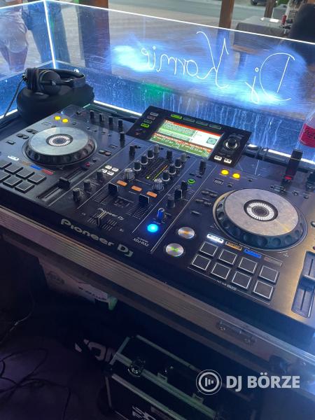 Pioneer XDJ-RX2 + Rack