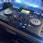 Pioneer XDJ-RX2 + Rack