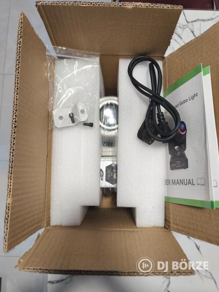 VADONATÚJ LED robotlámpa