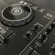Pioneer DDJ-400 kontroller