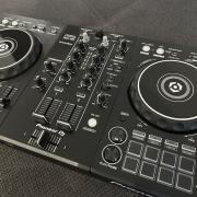 Pioneer DDJ-400 kontroller