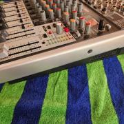 Behringer Xenyx x1204usb