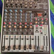 Behringer Xenyx x1204usb