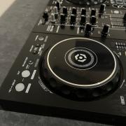 Pioneer DDJ-400 keverőpult / DJ pult