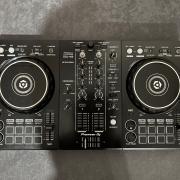 Pioneer DDJ-400 keverőpult / DJ pult