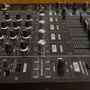 Pioneer DJM900 NXS2 nagyon szép állapot (fóliázott, rack-ben tárolt), hibátlan működés