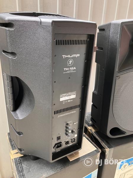 Mackie Thump TH-12A aktív hangfal párban, egyik hibás