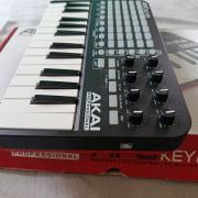 Akai APC Key 25 mk1
