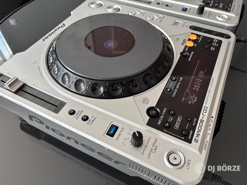 Pioneer CDJ-800 MKII pár (120V, 230V)
