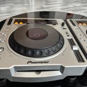 Pioneer CDJ-800 MKII pár (Új állapotú)