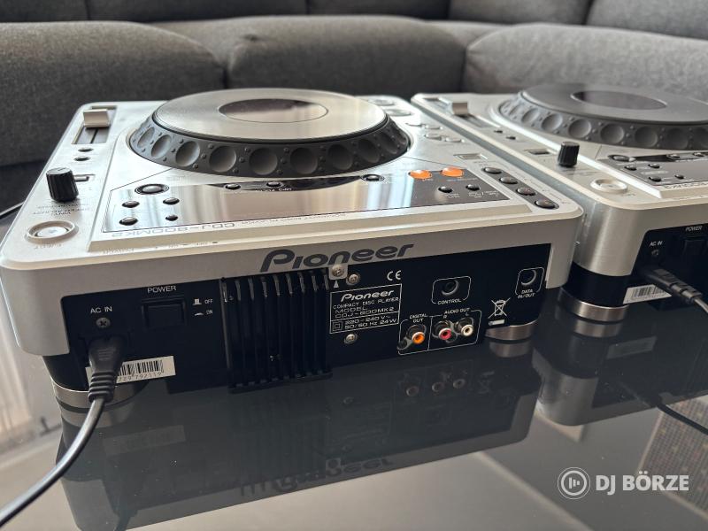 Pioneer CDJ-800 MKII pár (Új állapotú)