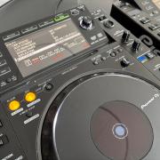 Pioneer CDJ-2000 pár (Új állapotú)