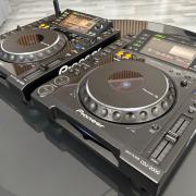 Pioneer CDJ-2000 pár (Új állapotú)
