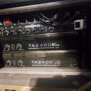 The amp TA 2400 MK-X professional végfokok rackben