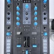 Native Instruments Traktor Kontrol Z2 DJ keverő