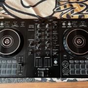 Pioneer DDJ 400 eladó vagy csere végfokra!