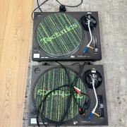 Eladó 2 db Technics SL-1210MK2 DJ lemezjátszó – kiváló állapotban