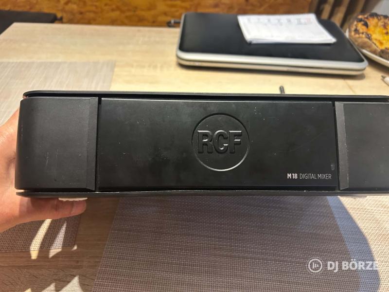 RCF M18 Digitális keverő