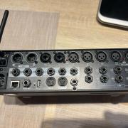 RCF M18 Digitális keverő