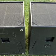 HK Audio RL 118F (600/1200W) SUB pár védőhuzattal