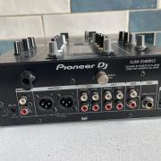 Eladó Pioneer DJM-250 MK2 – Megkímélt, otthoni állapotban!