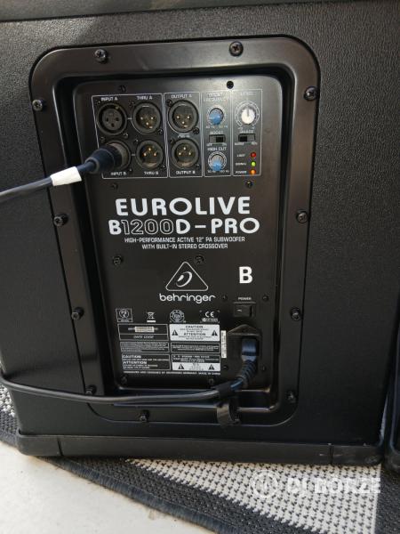 Behringer EUROLIVE B1200D-PRO mélynyomó