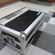 Roadinger asztali Mixer Case Rack láda 4U